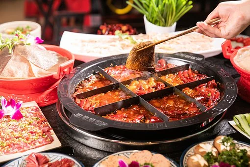 五个国家加工<font color="red">肉类</font>/鱼类产品中钠含量中国最高！少吃点火锅串串吧！