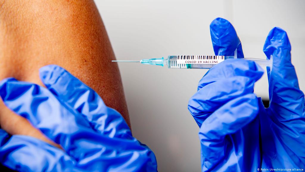 重磅：新冠病毒疫苗接种技术指南（第一版）公布！既往新冠感染者可在半年后接种1剂疫苗