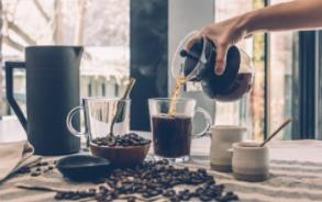 JAMA Intern Med：咖啡消费有助于降低心律失常风险