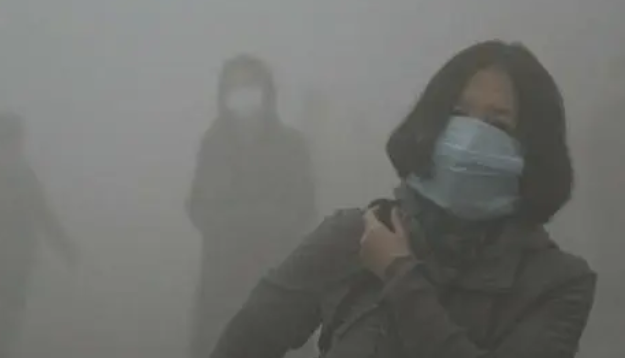 北京<font color="red">疾</font>控和卫健委联合发布：PM2.5污染越<font color="red">重</font>，心血管疾病住院风险越高！