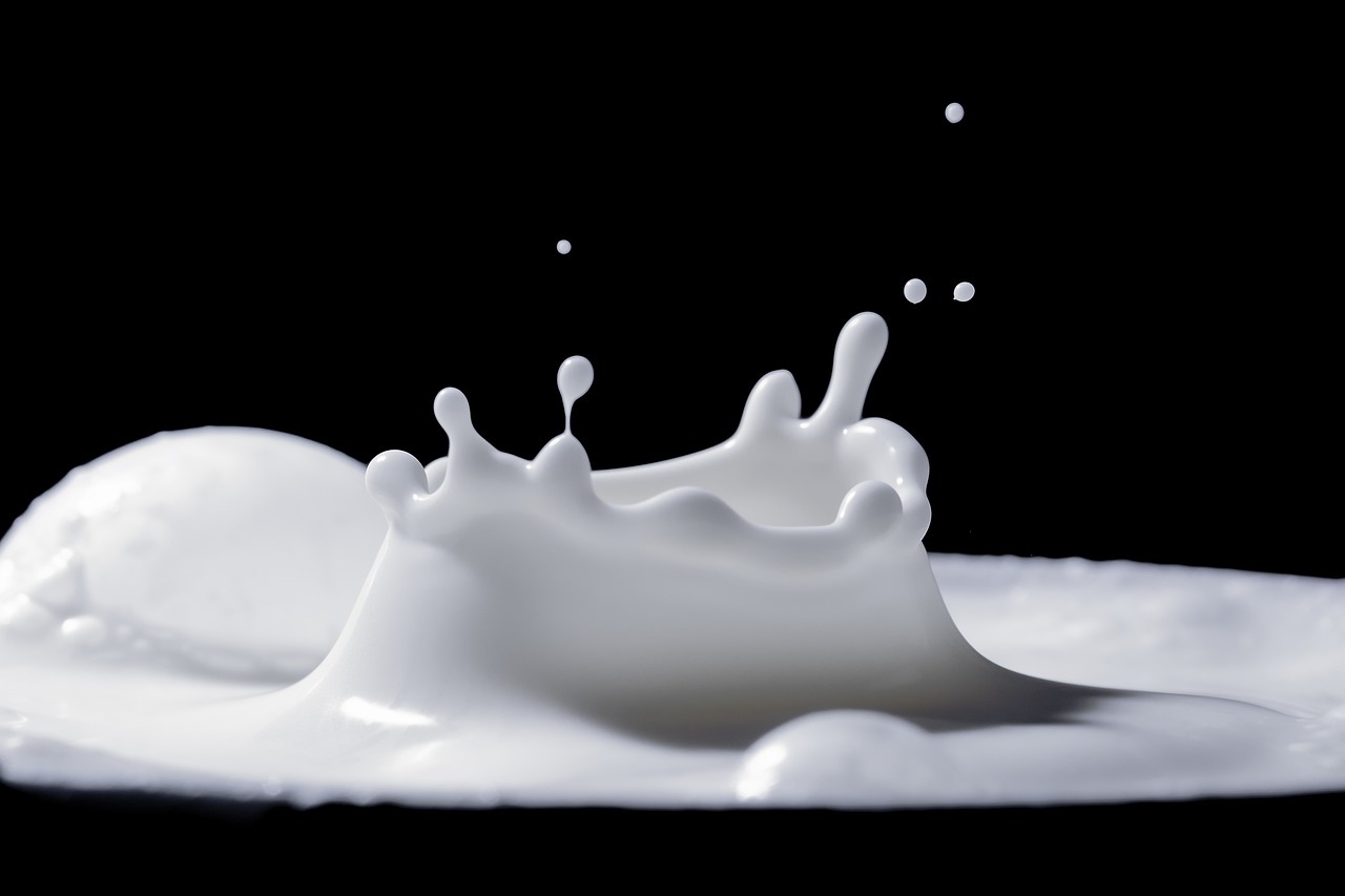 超15万人13年随访研究：到底牛奶、奶酪、<font color="red">酸奶</font>和食管癌发生有关系吗？答案在这！