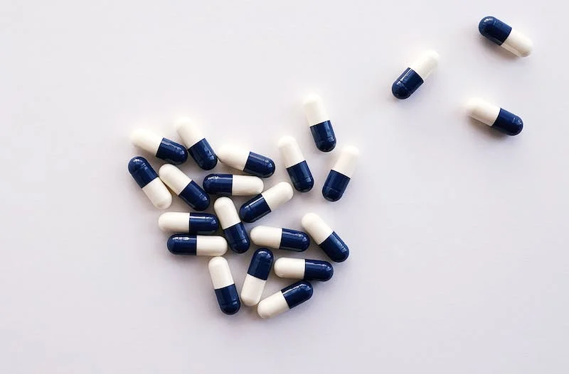 Antibiotics：早期抗生素暴露和儿童哮喘轨迹的关系