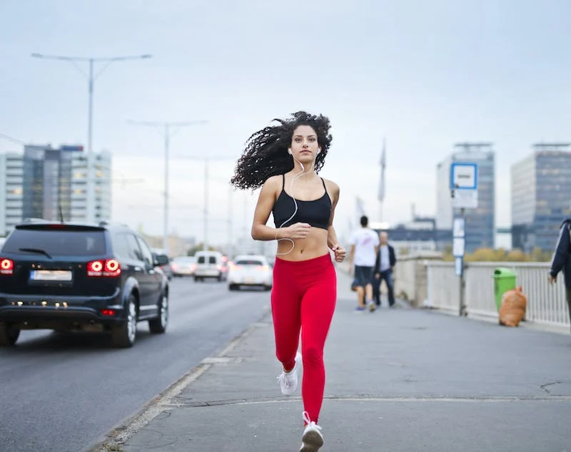 BMC Musculoskelet Disord：步长对不同体型健康女性跑步生物力学的影响