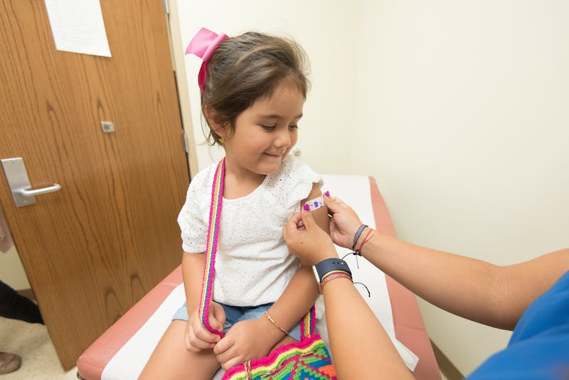 保护儿童健康<font color="red">成长</font>，从疫苗接种开始