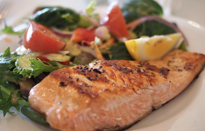 <font color="red">华</font>科同济医学院发现：吃鱼和omega-3真能显著降低癌症死亡风险？