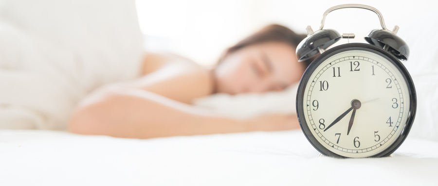 某博高赞话题：你睡觉到底有多晚？睡眠质量对健康的影响不仅仅是生物钟紊乱！