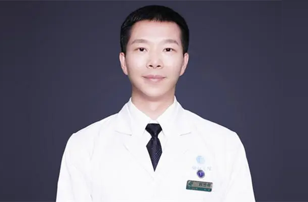 陈宏翔教授：白癜风的发病机制及分期诊疗