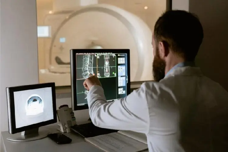 Radiology:T2加权前列腺MRI的深度学习超分辨率重建