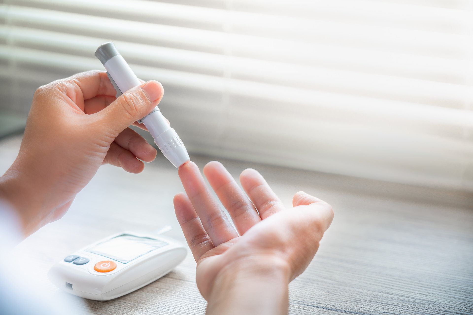 JTUMS：维格列汀和瑞格列净联合二甲双胍治疗2型糖尿病的疗效和安全性