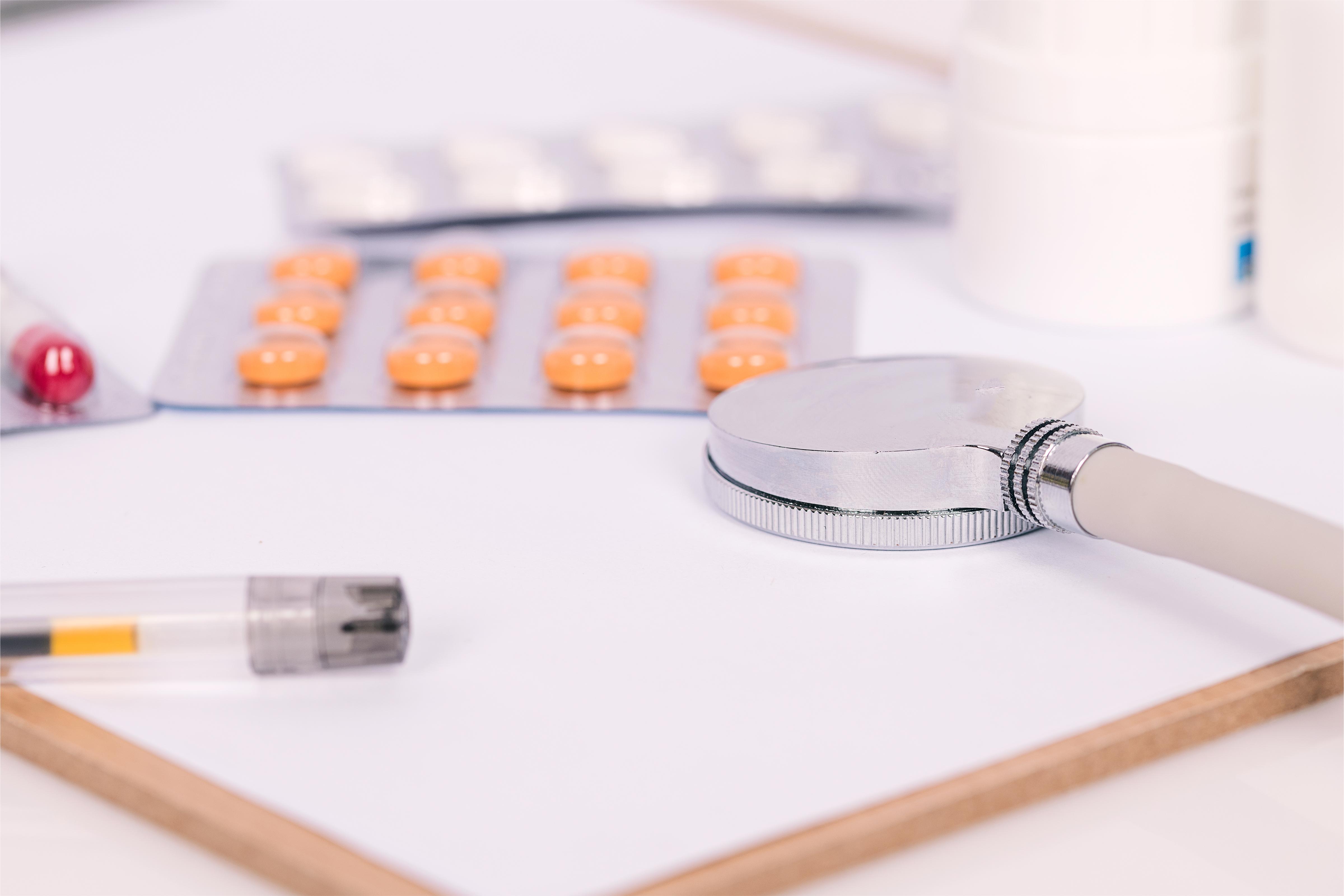 百乐眠胶囊治疗失眠症临床应用专家共识