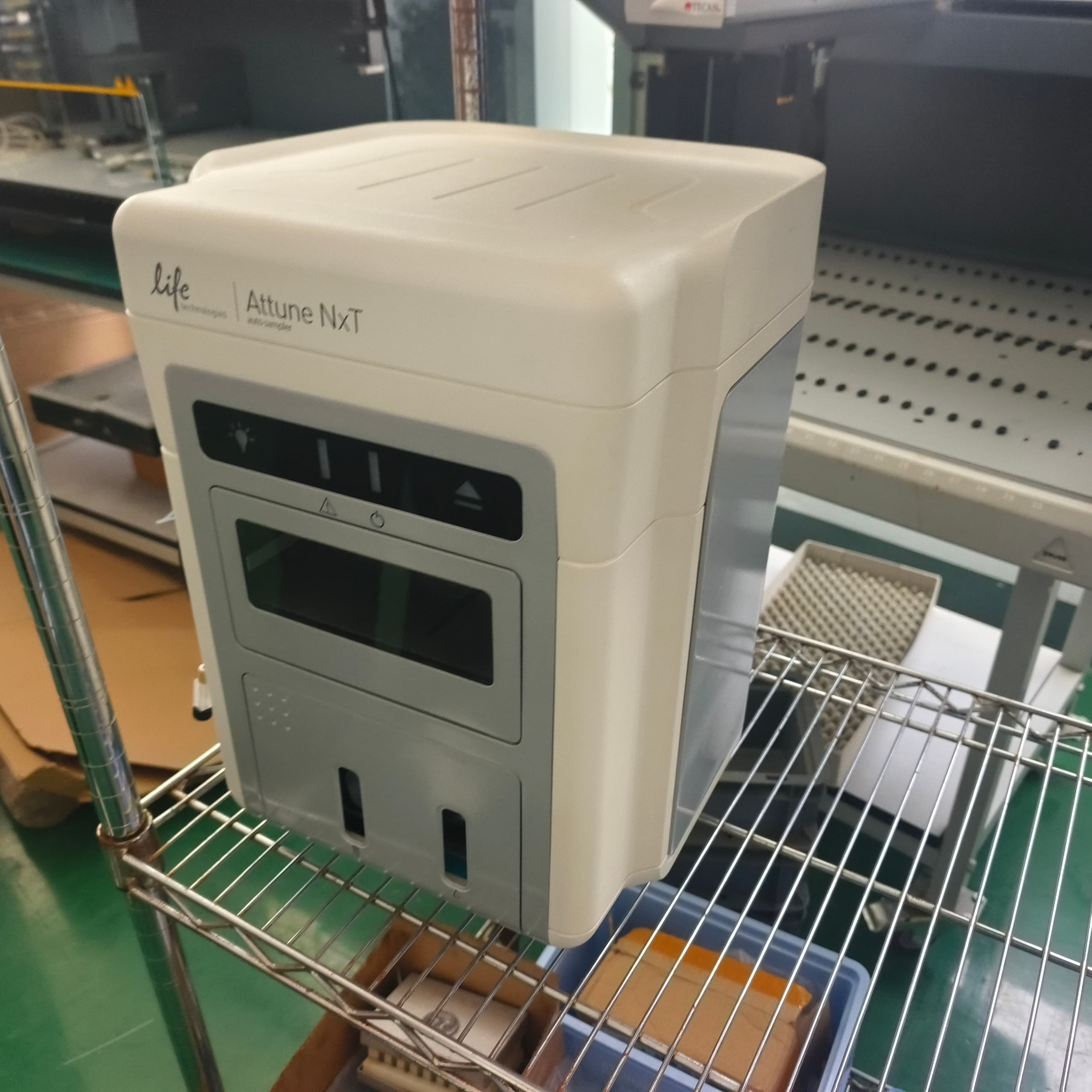 二手賽默飛世爾 Invitrogen Attune NxT 流式細胞分析儀