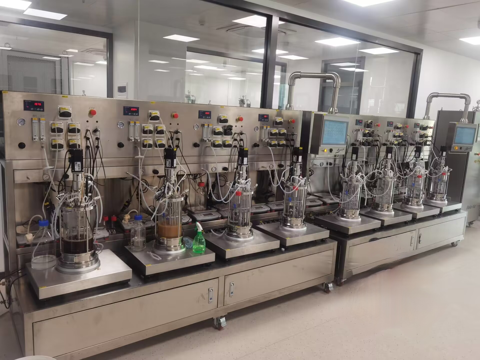 多联玻璃细胞生物反应器