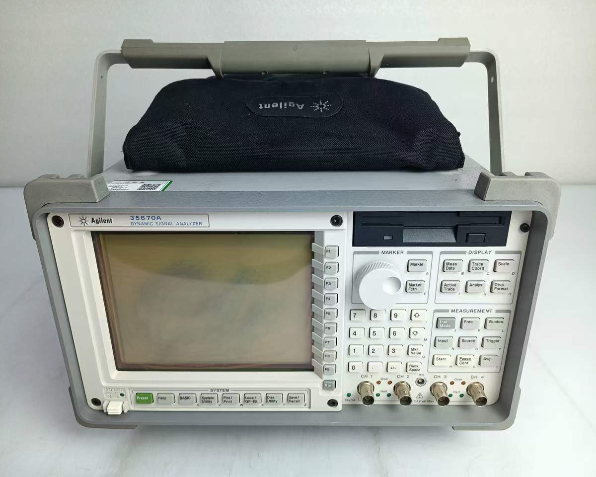 Agilent 35670A动态信号分析仪102.4kHz