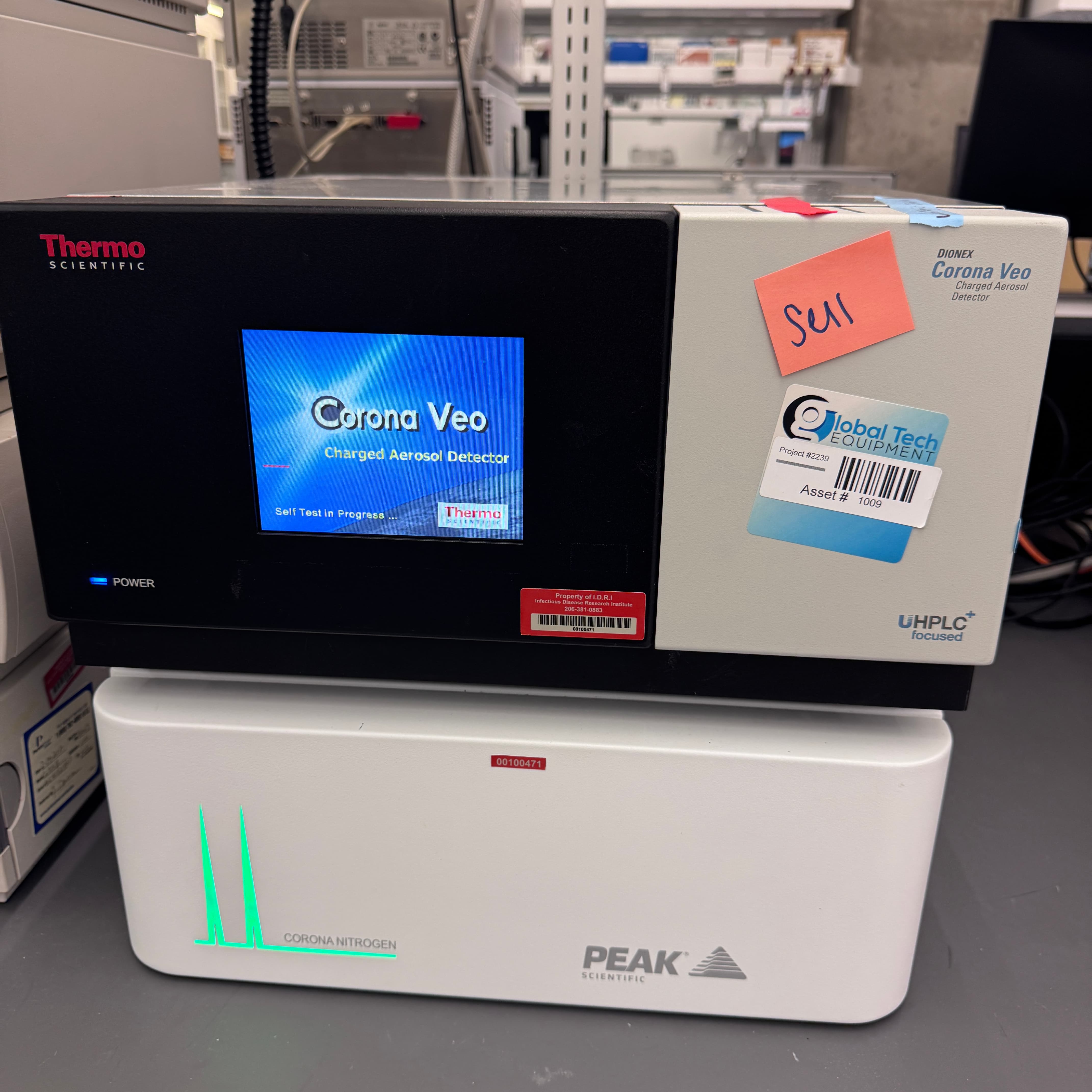 二手2018 年款 Thermo Scientific Corona Veo 電霧式檢測器，配備 Peak 1010 氮氣發生器。