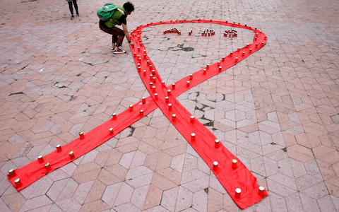 <font color="red">联合国</font>报告称人类可以终结艾滋病，20年间已避免了1620 万人死亡