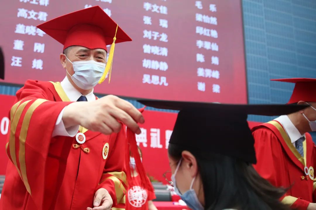 樊嘉院士在复旦大学2021研究生毕业典礼上的<font color="red">讲话</font>全文来了！