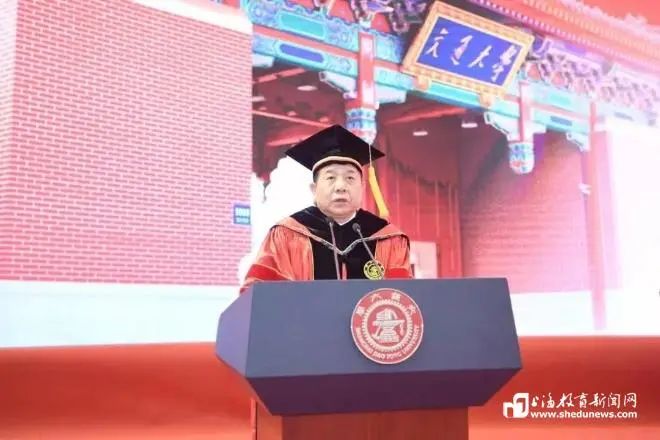 上海交大林忠钦校长在2021年本科生毕业典礼上的演讲：走出交大，就要勇担<font color="red">使命</font>