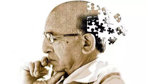 Alzheimer's & Dementia：脑脊液小颗粒HDL可预测阿尔兹海默症