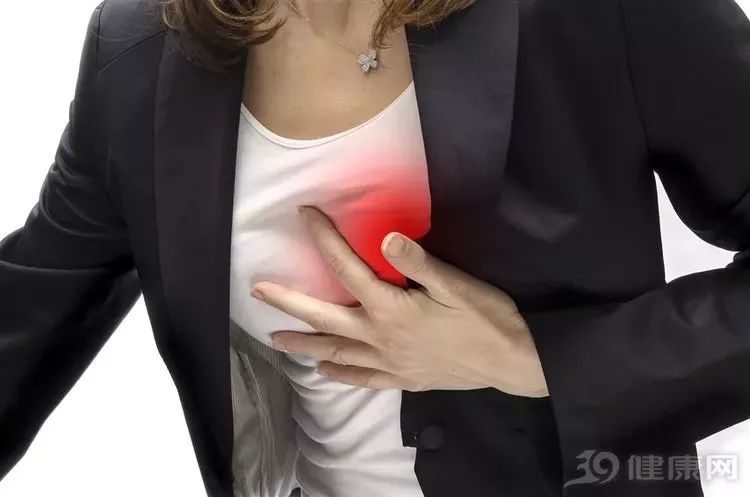 胸痛竟可能是<font color="red">胃病</font>！常被医生误诊的病，是这样的！