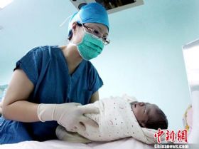 中国冷冻保存<font color="red">时间</font>最长冻融胚胎试管婴儿在西安出生