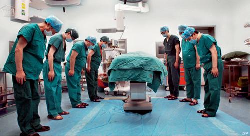34岁年轻医生宋巍不幸病逝，捐献器官救治6人！