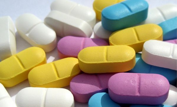 如何降低药物成本 快速开发出廉价的高效药物疗法？