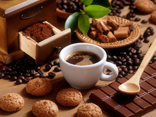 JAMA Intern Med：心衰患者喝咖啡，不会增加心律失常的危险