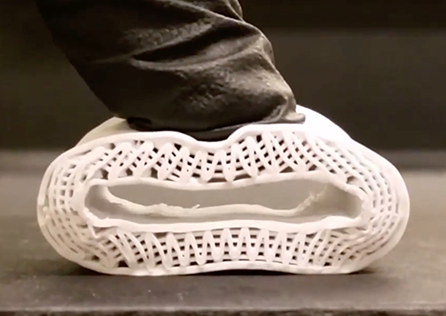 3D打印效果可乱真的人造骨骼，迅速修复骨损伤