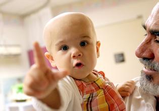 Cancer Cell：为何癌症儿童深受放化疗毒害？