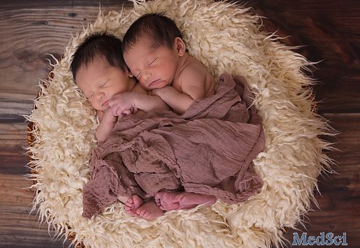 美国成功切除婴儿体内的寄生双胞胎