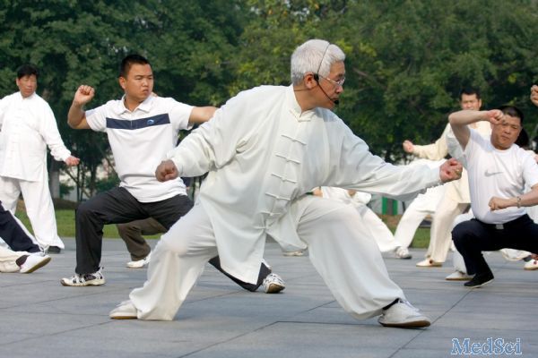 AHA声明：运动是高龄心脏病患者“良药”，练太极可增强体力和平衡感