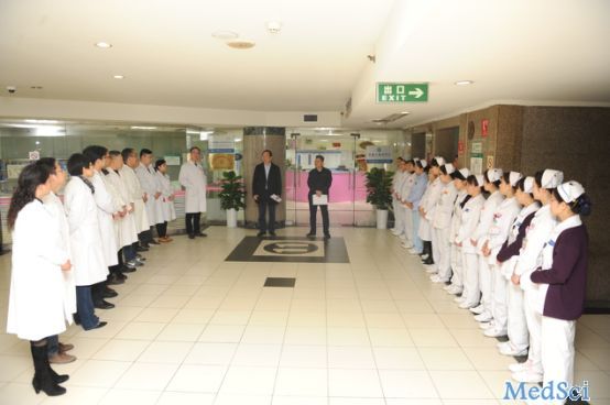 祝贺四川省人民医院机器人手术再创佳绩