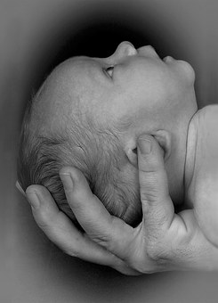 Int J Nurs Stud：推拿疗法有益于早产新生儿的治疗管理