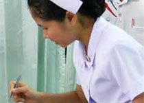 解放军总医院举办系列活动纪念国际护士节