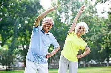 Transla Psy：研究发现老年人锻炼身体可以预防痴呆！