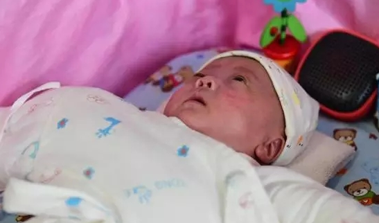 西北地区最小胎龄女婴平安度过“生存极限”