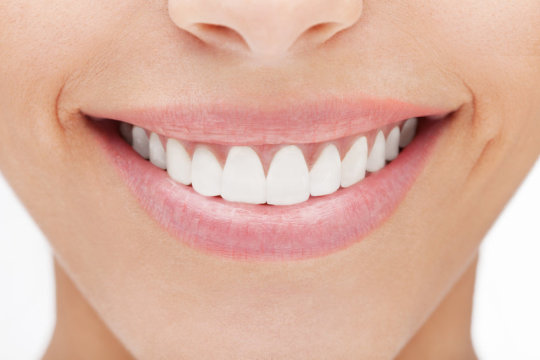 BMC Oral Health：漱口水使用不当反而会增加牙结石的生成