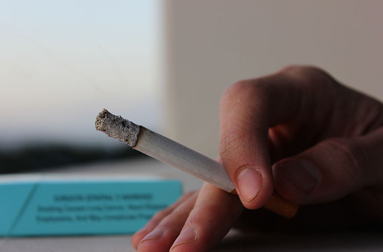 为什么不抽烟也会得肺癌：除了二手烟还有空气污染