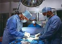 Circulation：手术中危的严重症状性主动脉瓣狭窄患者单独介入与外科主动脉瓣植入的比较