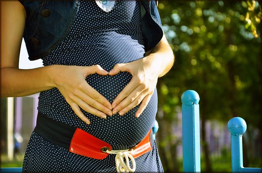 剖宫产后中期妊娠胎盘前置状态伴植入终止妊娠的专家共识